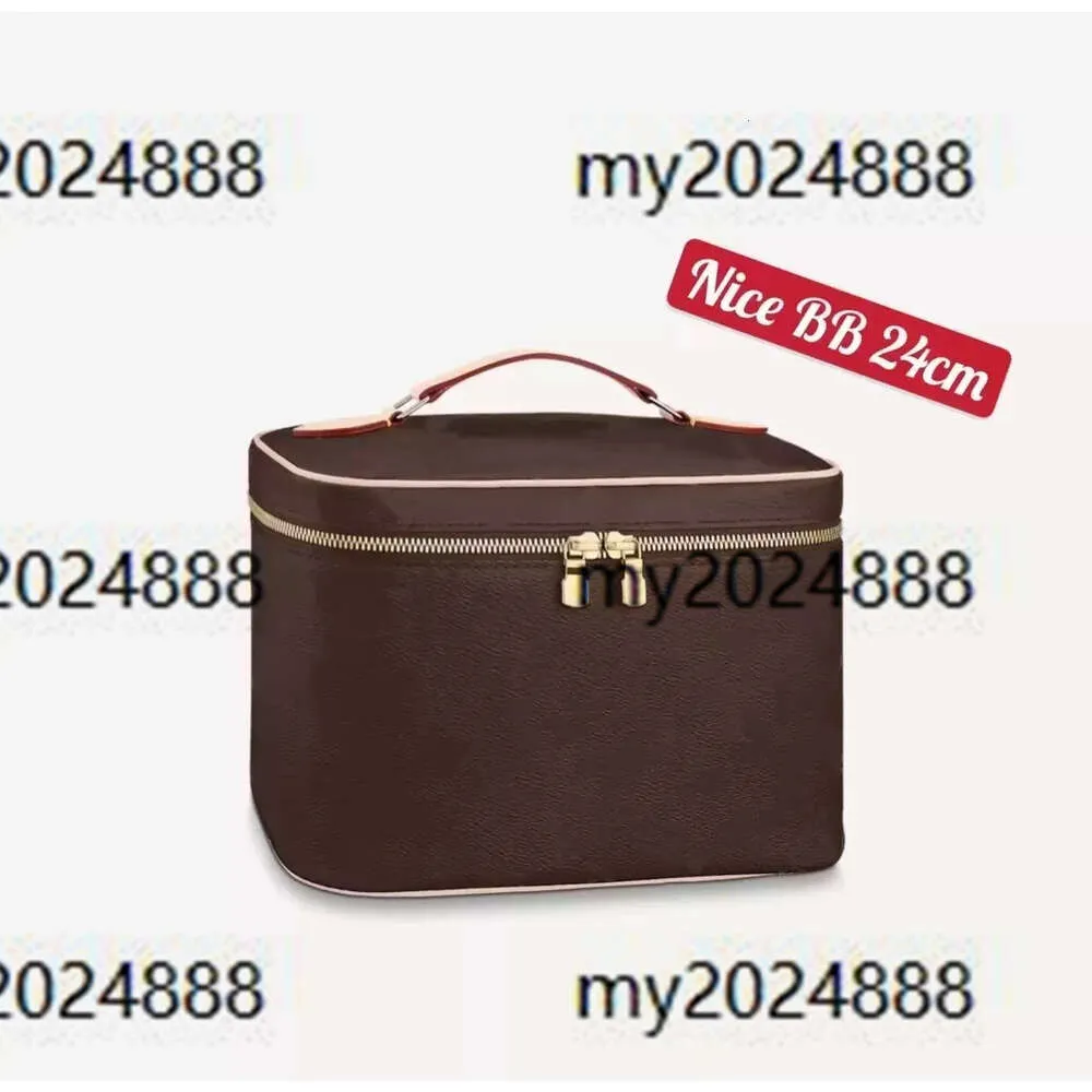 Designer Women Makeup Sac Lady Traitry Pouch Cosmetic Nice Makeup Sac Cas Filles Sac de toilette Sac de voyage Clutch Sac à main Mini portefeuille 10A