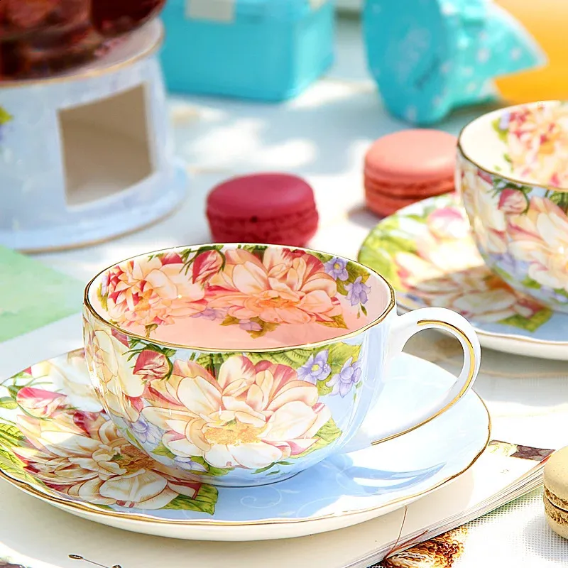 Tasse à café en porcelaine fine de 200ML | Avec soucoupe, service à thé en porcelaine au design floral de citrouille, tasses de pays, tasses en céramique 240129