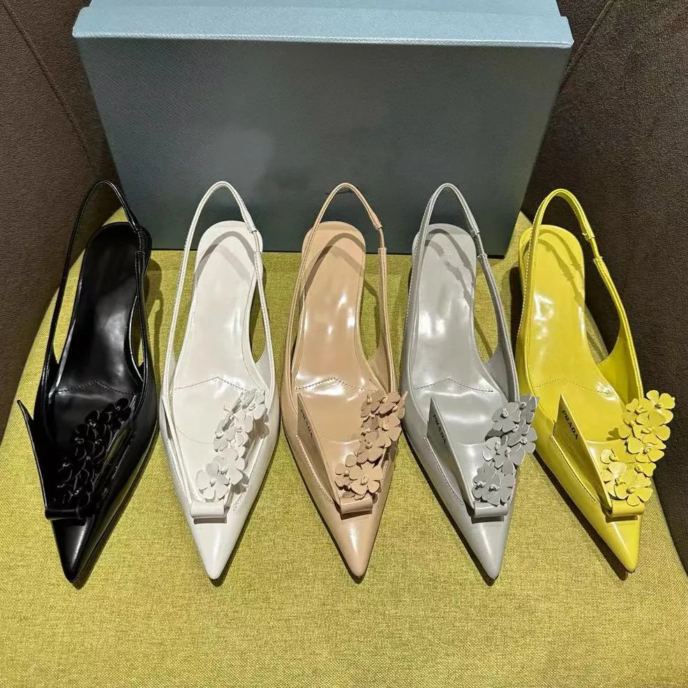 Top Quality New Origami flower pumps Polished leather Low Heel Pointed toe Slingbacks ballet flats shoes slip-on women Luxury Designers Dress shoe With box bag