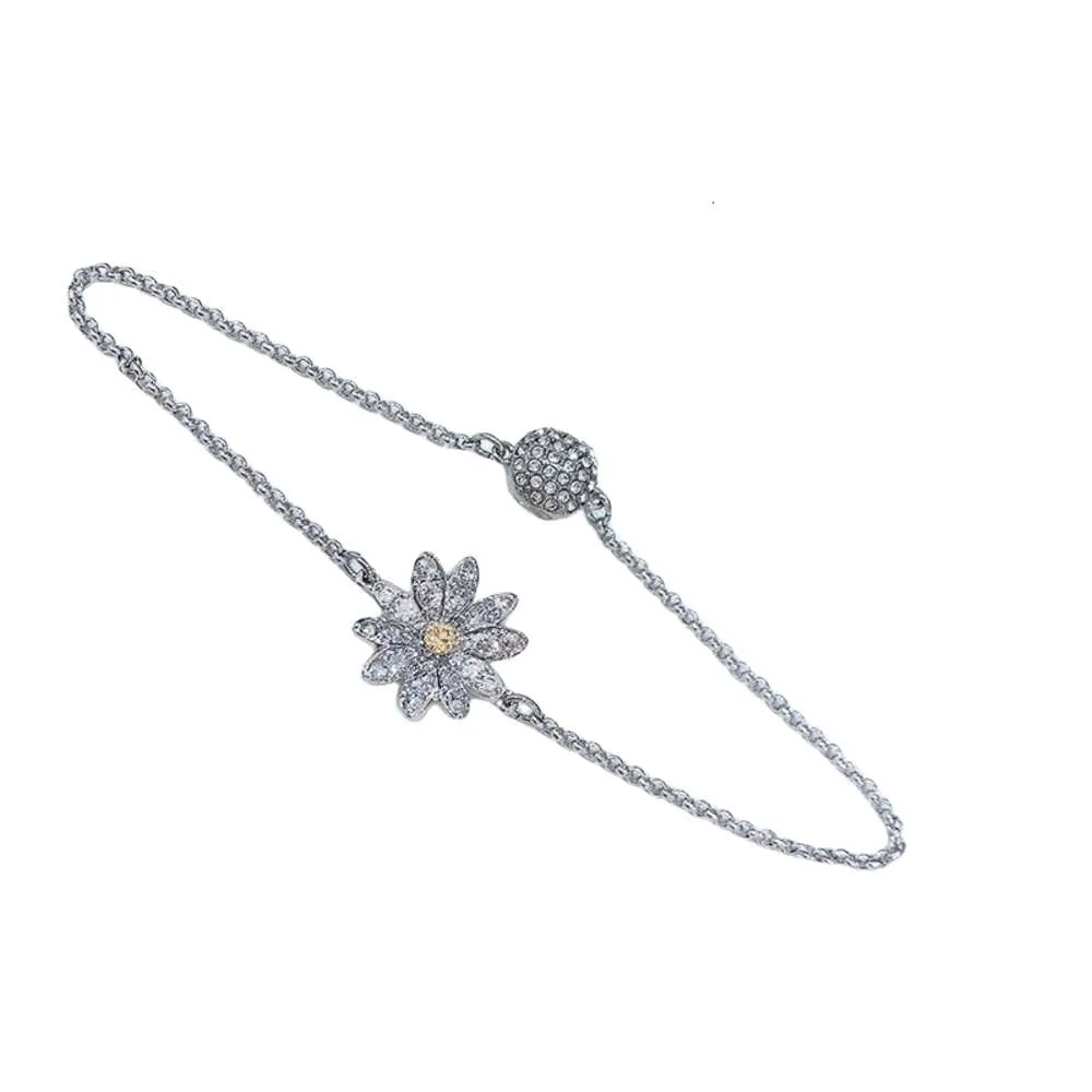 Swarovskis Bracelet Designer Femmes Qualité Originale Bracelets À Breloques Aime La Marguerite Magique Invisible Boucle Magnétique Bracelet Élément Cristal Bracelet