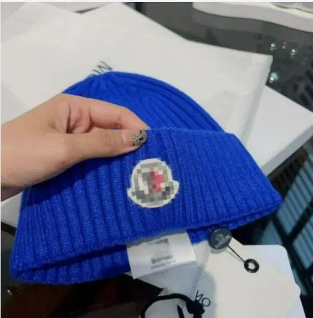 berretto stilista 2023 autunno e inverno cappello di lana lavorato a maglia unisex berretto sportivo classico berretti con teschio cappello lavorato a maglia di lusso sito ufficiale versione 1: 1 artigianale