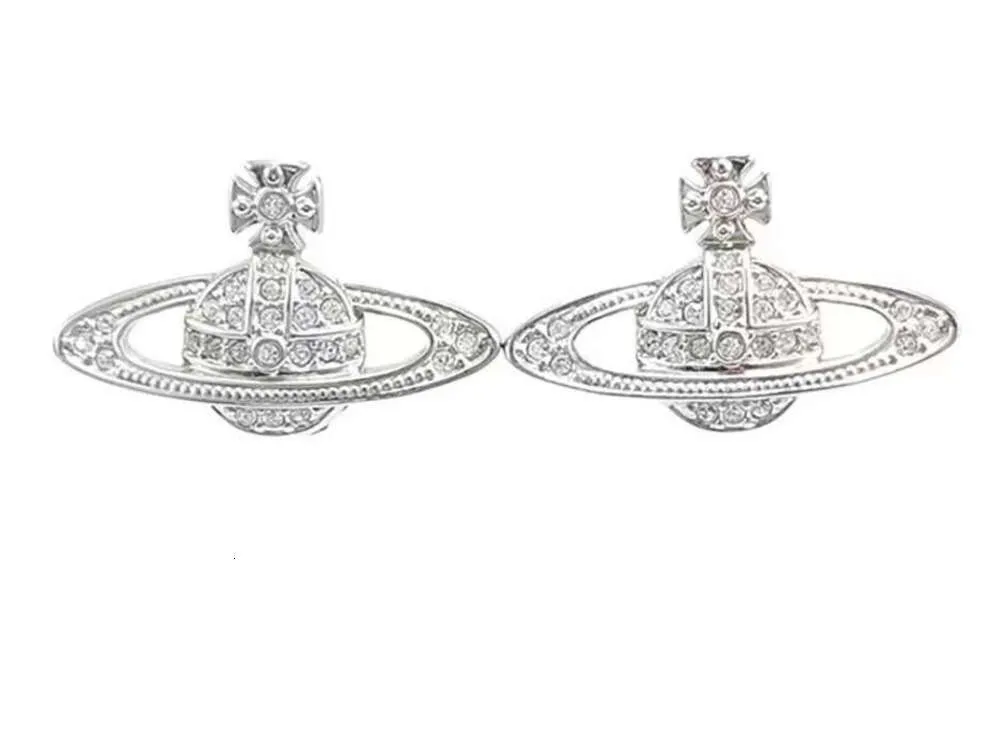 Charm Designer Vivienen Westwoods Earring Jewelry Studs with a Niche Design French Haute Couture Temperament Inset Style Earring Full Diamond Saturn 1015622