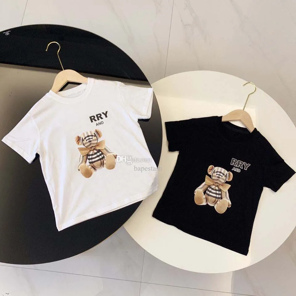 Bebek Erkek Giysileri Çocuk Toddler Bear T-Shirts Pamuk Kız Çocuk Tasarımcısı Basit Kısa Kollu Tişört Çocuk Tasarımcıları Çok Molor Tees