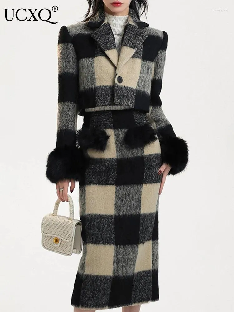 Arbetsklänningar UCXQ Temperament Black White Plaid Furry Cuff Woolen Coat Women Winter 2024 Autumn Elegant High midja midi kjol Tvådelar uppsättningar