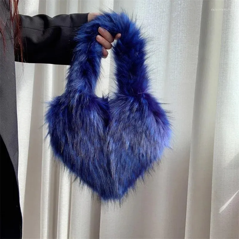 Evening Bags Faux Fur Kids Small Handbags Cute Plush Ladies Heart Shaped Shoulder Bag Female Clutch Purse Love Messenger