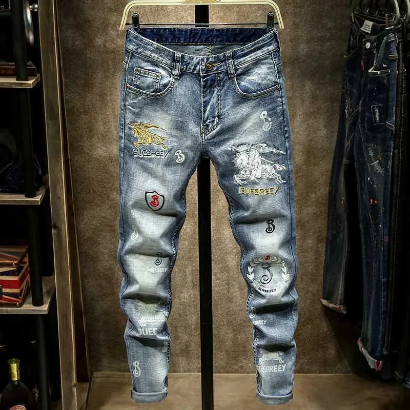 Мужские джинсы Дизайнерский дизайнер Модные весенние и осенние новые свободные прямые вышитые мужские джинсы Светло-серый бренд Альтернативная повседневная одежда OX9W RPDU SDR5