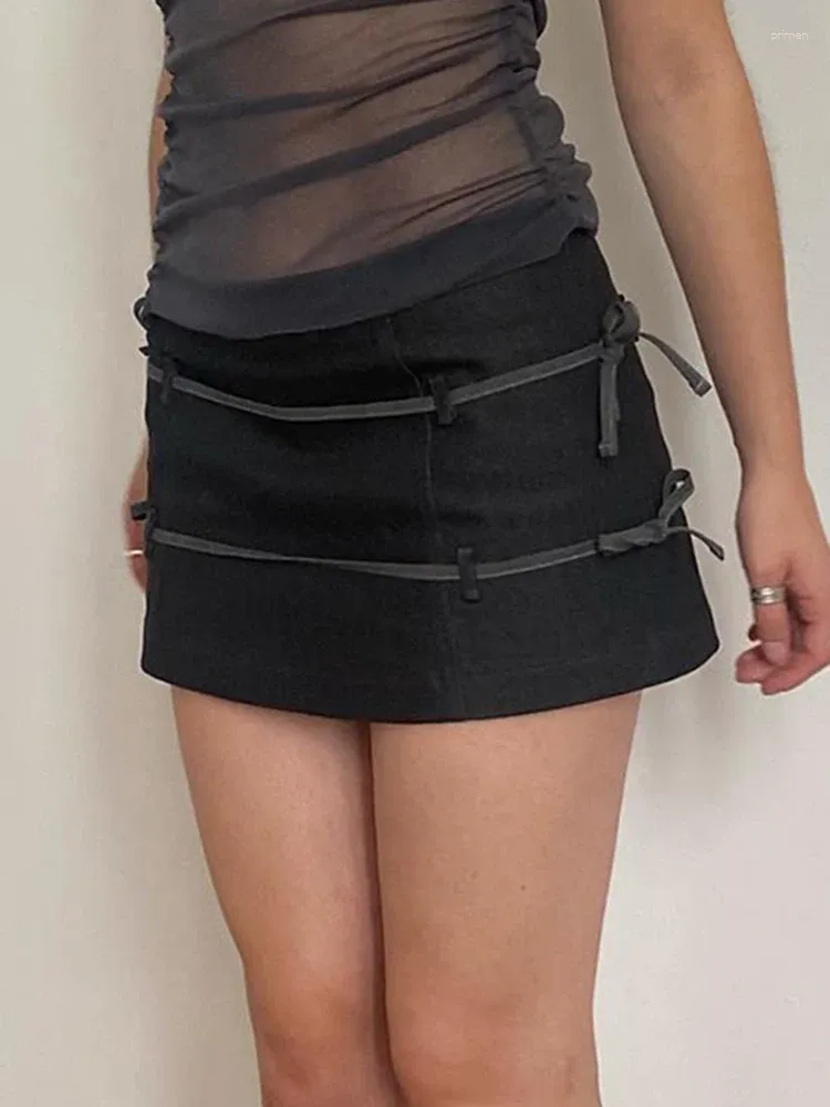 Spódnice rockmore bown koronki mini koquette stroje czarne niskie talia krótkie kobiety y2k estetyczne bajki koreański styl preppy