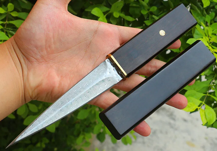 Outdoor Survival Prosty nóż VG10 Damascus Steel podwójna krawędź Ebony Ebony Stały ostrza Knoje