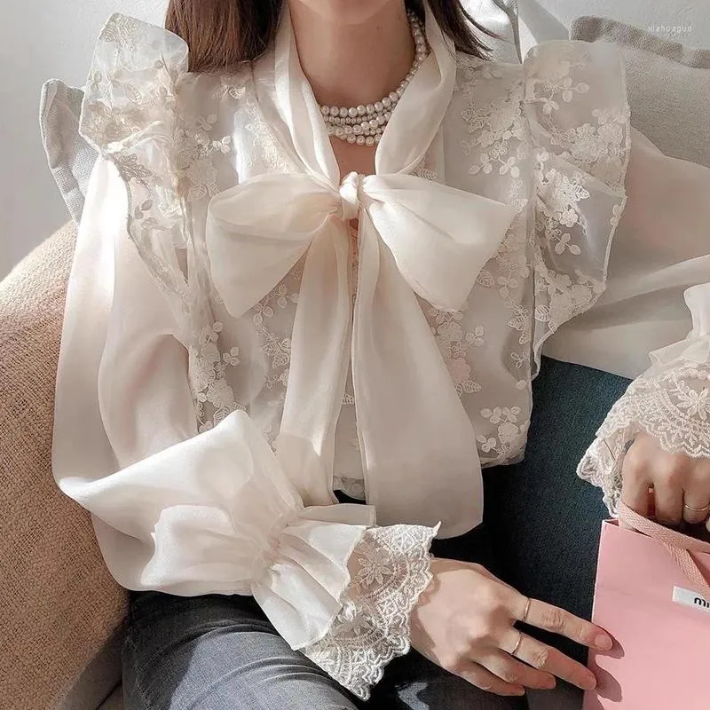 Kvinnors blusar Superaen 2024 Korean Chic Spring Lace Jacquard Loose Chiffon Shirt Bow Splice for Women