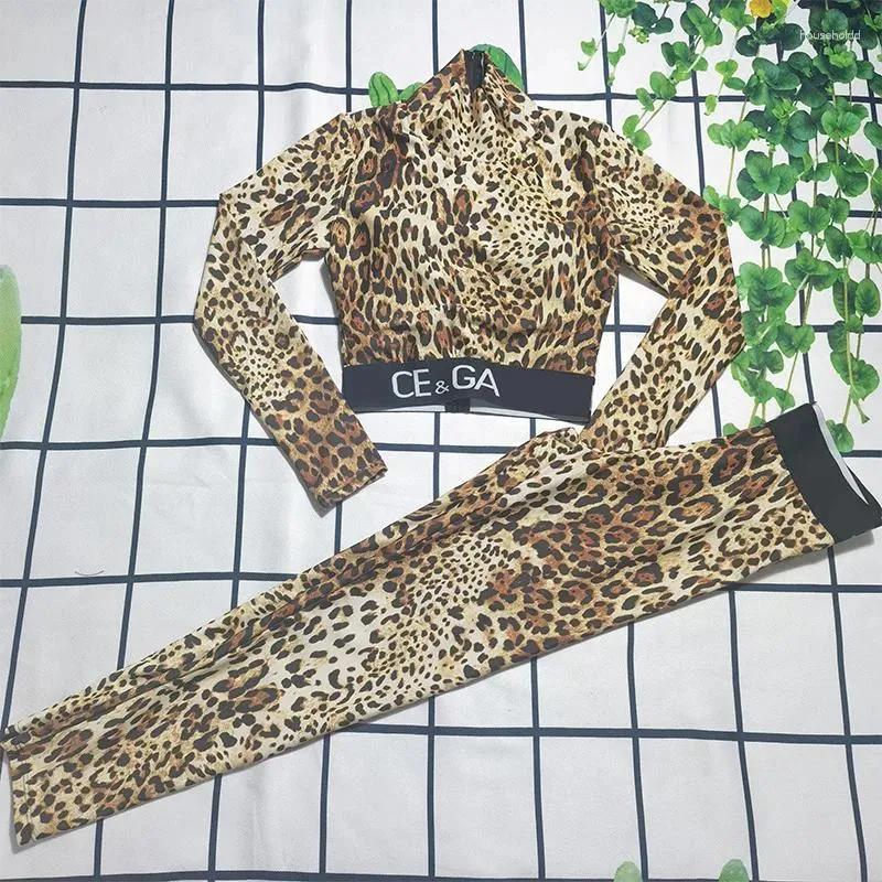 Sweats à capuche pour femmes Marque de luxe Sexy Leopard Lettre Yoga Élastique Slim Deux pièces Ensemble Femmes Gym Leggings 2024 Designers Survêtement Sports Fitness