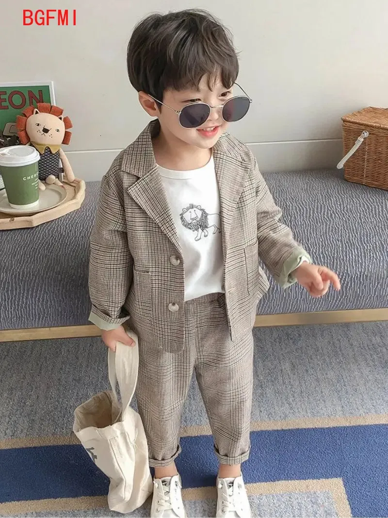 春の秋の子供服スーツキッズ服vneckトップパンツ2ピースセット格子縞のフォーマルウェア2-10y薄いアウター240131