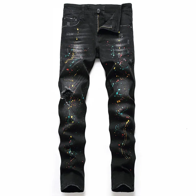Calças pretas Regular Fit Buraco Tamanho Grande Personalidade Calças da Moda Europeu e Americano Jeans Denim Mens Elástico 240125