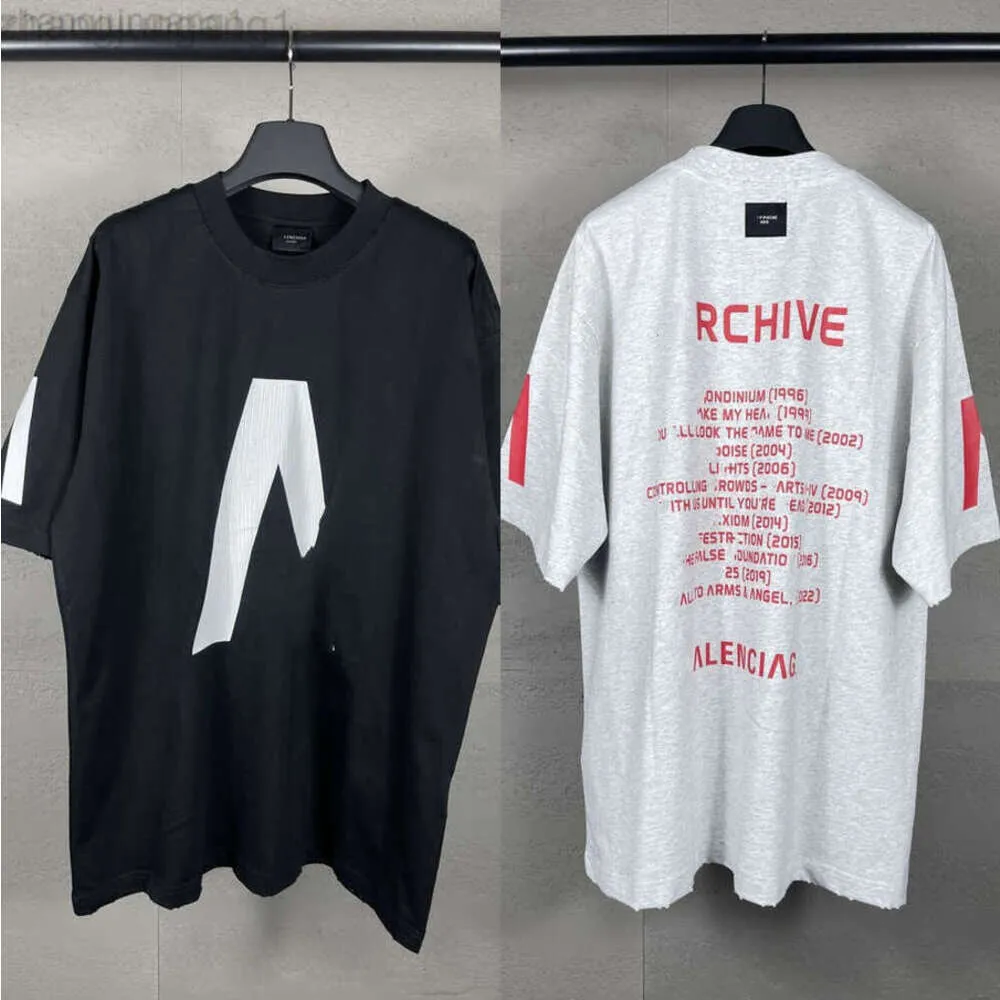 24SS 디자이너 Blenciaga T 셔츠 Baleciaga High 버전 Paris Fashion Brand B Family Limited Edition 2024 Archi *와 협력하여 짧은 슬리브 티셔츠를 만듭니다.