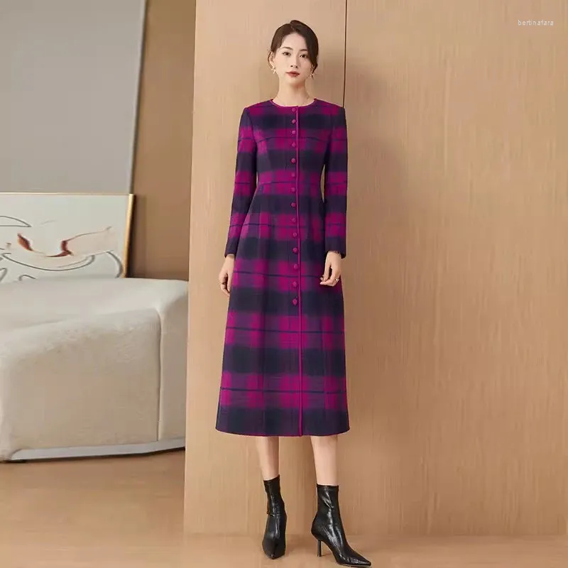 Casual Dresses Women Wool Blends Long Dress Autumn Winter Fashion Vintage Single Breasted O-Neck Sleeve Slim Plaid Woolen