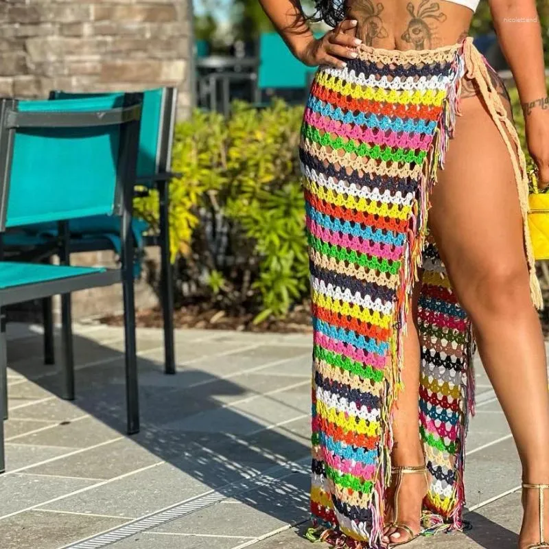Gonne Mezza gonna da donna 2024 Primavera/estate Sexy fatta a mano all'uncinetto con nappa e cinturino alla moda Splicing Casual Beach