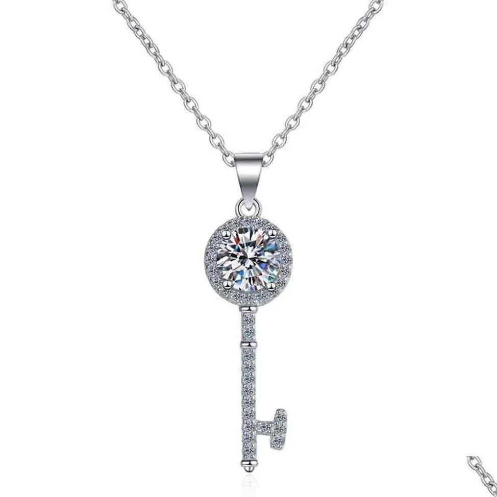 Anhänger Halsketten bestanden Diamanttest Moissanit 925 Sterling Silber Schlüssel einfache Schlüsselbeinkette Halskette Frauen Mode niedlichen Schmuck 05- DHNMC