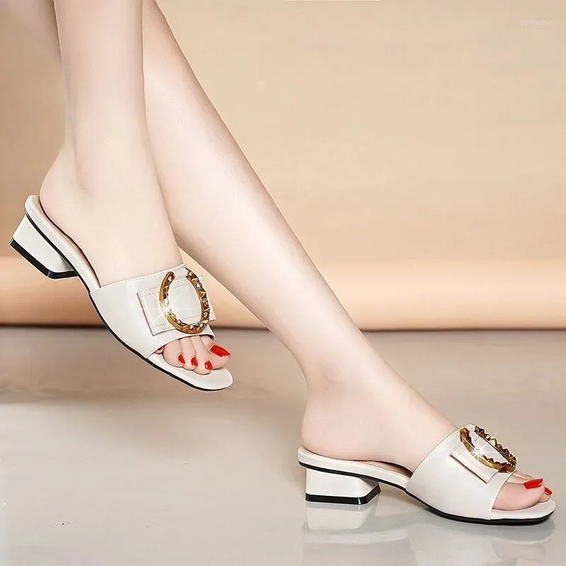 Slippers Leather Sandals Women's Fashion Casual Low Heel Soft Sole Beach Shoes Diamond White Chinelos Feminino