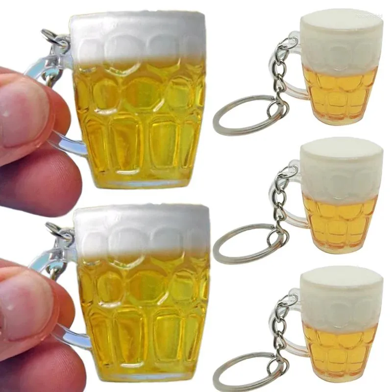 Keychains 1/2st Fashion Simulation Beer Cup Mug Keychain Creative Harts Plastic Mini Glass Keyring Bag Pendant Gift for Man