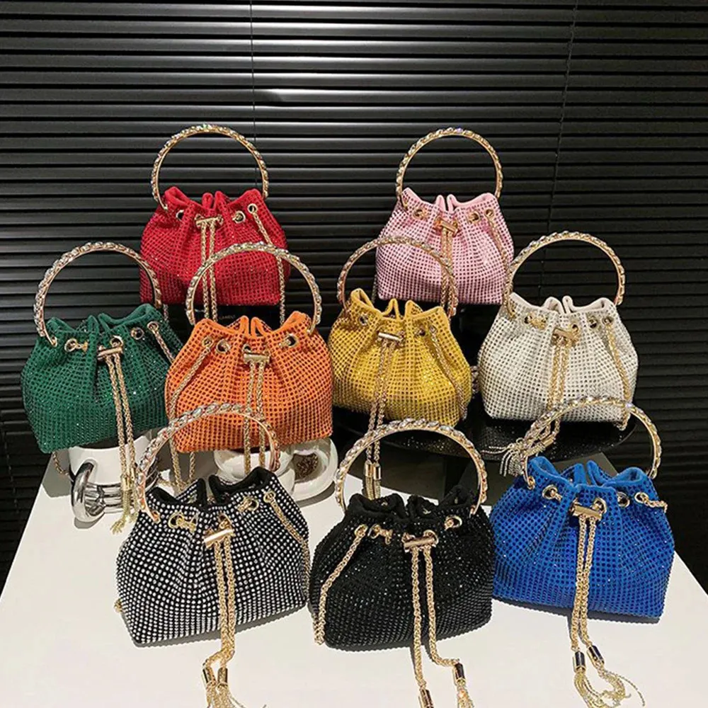 Candy Color Diamonds Bucket Bag Round Handle Handväskor Drawstring Axel Crossbody Påsar för kvinnor Rhinestone Evening Bag 240130