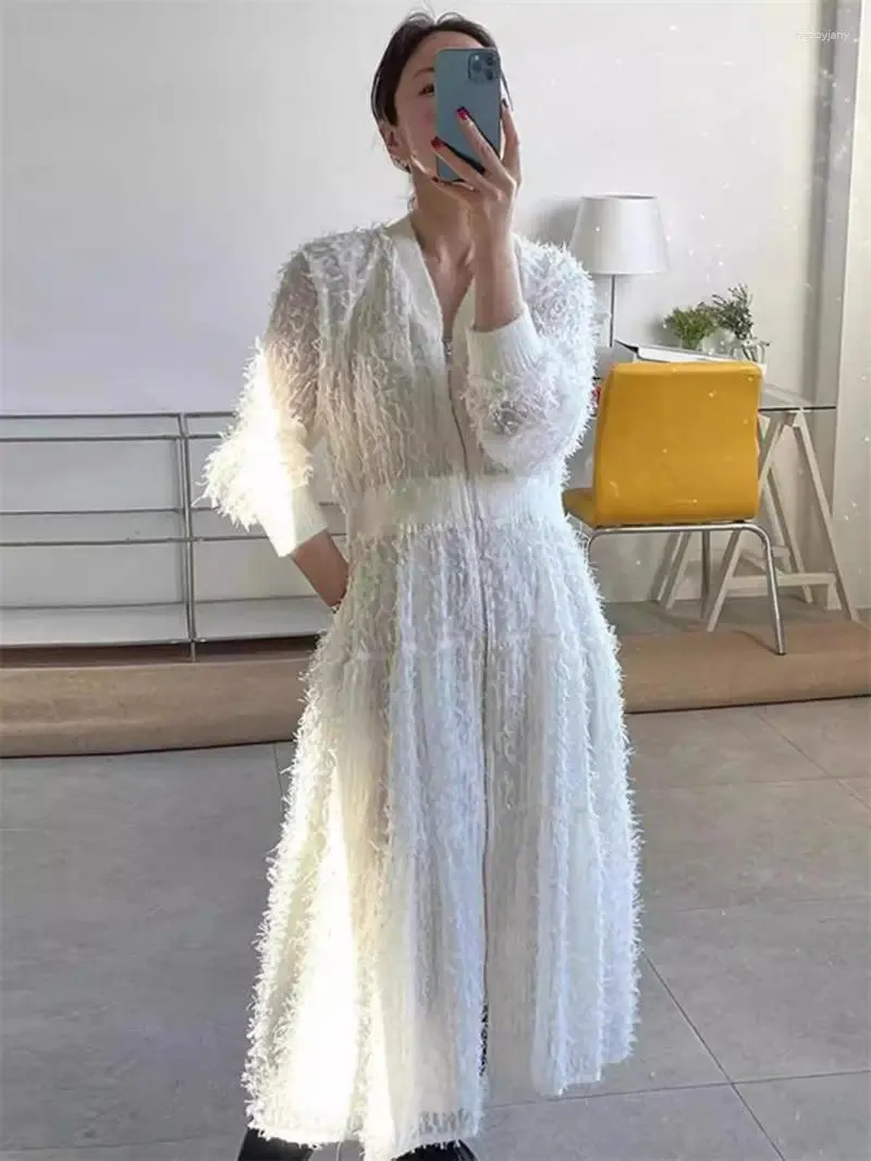 Casual Dresses Korean Fringe For Women Elegant 2024 Spring French Style V-Neck Design Zipper Slim Bubble Sleeves Classic Dress Z4681