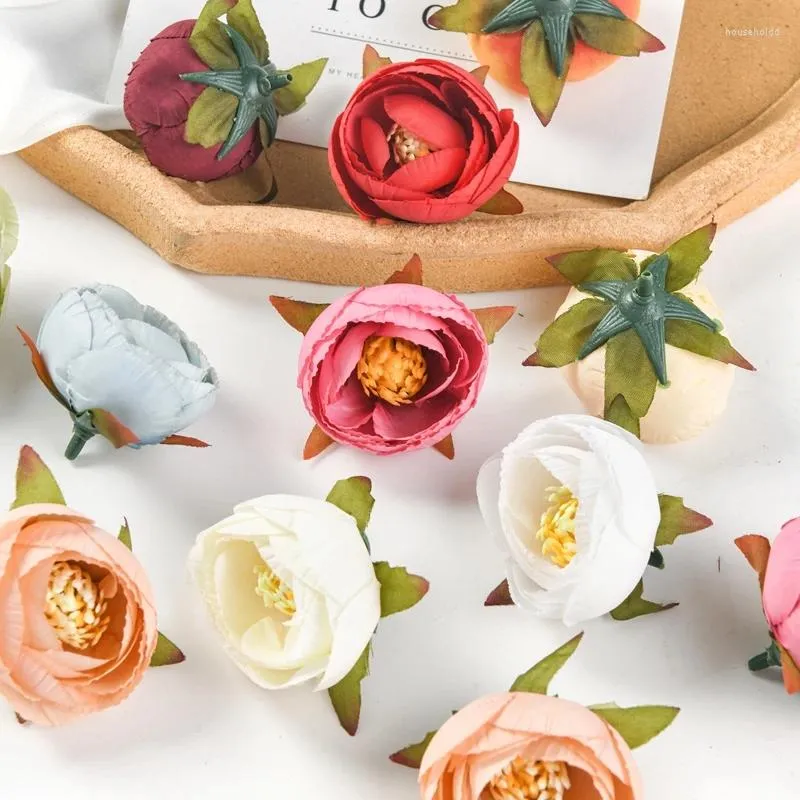 Kwiaty dekoracyjne 10pcs sztuczne fałszywe jedwabne pąki herbaty scrapbooking DIY Candy Box Dekoracja Dekoracja świątecznych weselnych Róże Arch