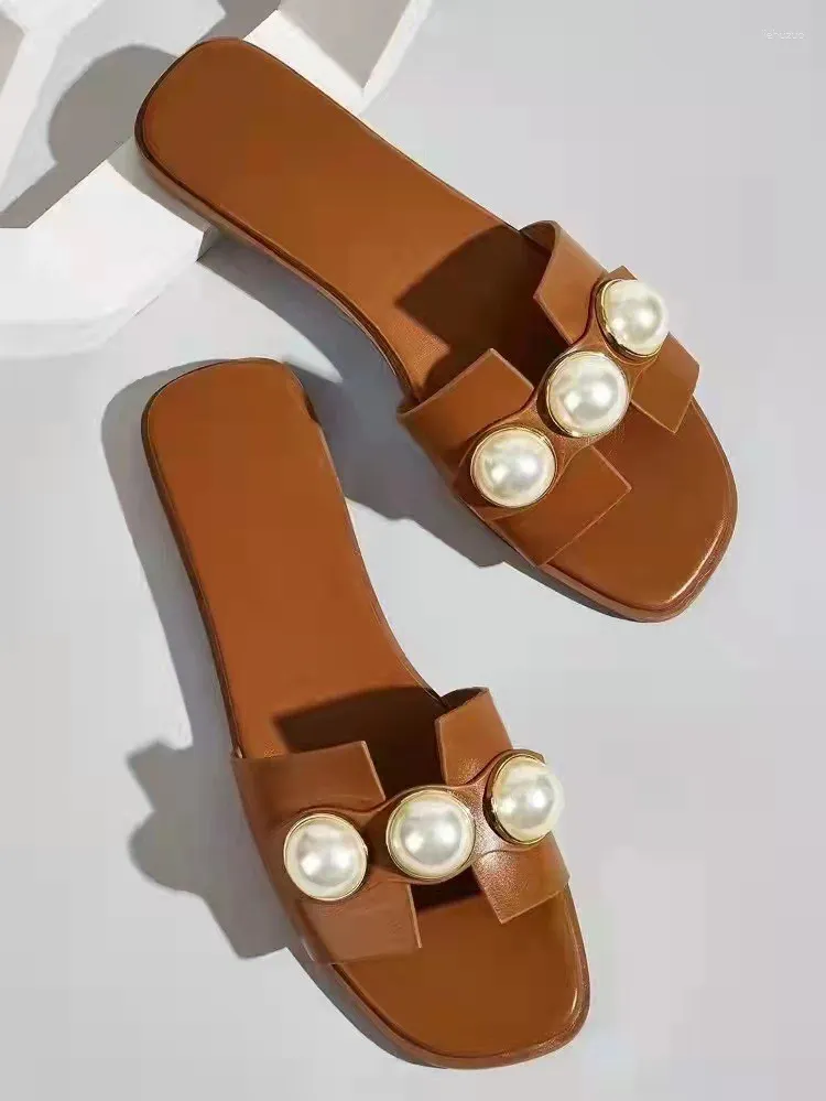 Zapatillas Sandalias planas de verano Decoración de perlas Zapatos de mujer Confort Cabeza cuadrada Zapatos Para Mujeres Sandalias casuales Sólido