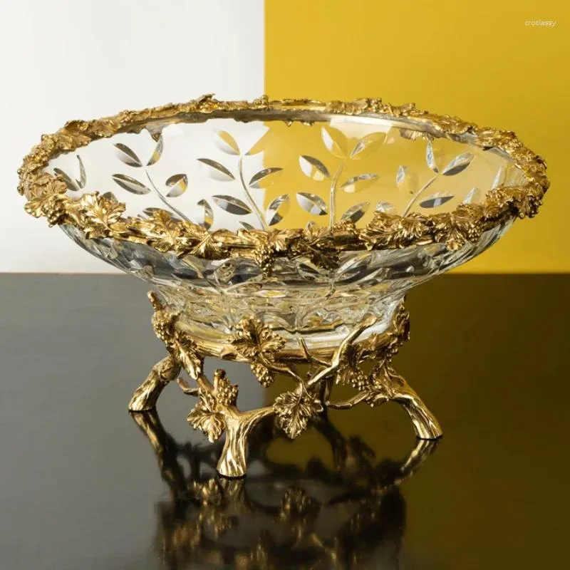 Assiettes bol à fruits de luxe exquis, assiette en verre de cristal pour la décoration de la maison, plats transparents sculptés en laiton