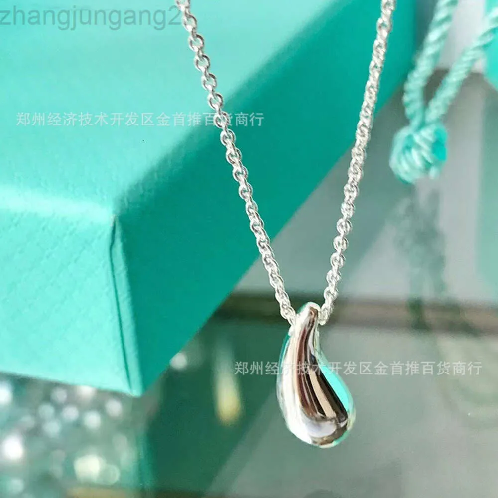 Designer Tiffaney Jewelry t Family Mermaids Tears Halskette Kleiner Wassertropfen Anhänger 925 Silber Erbsenhalskette