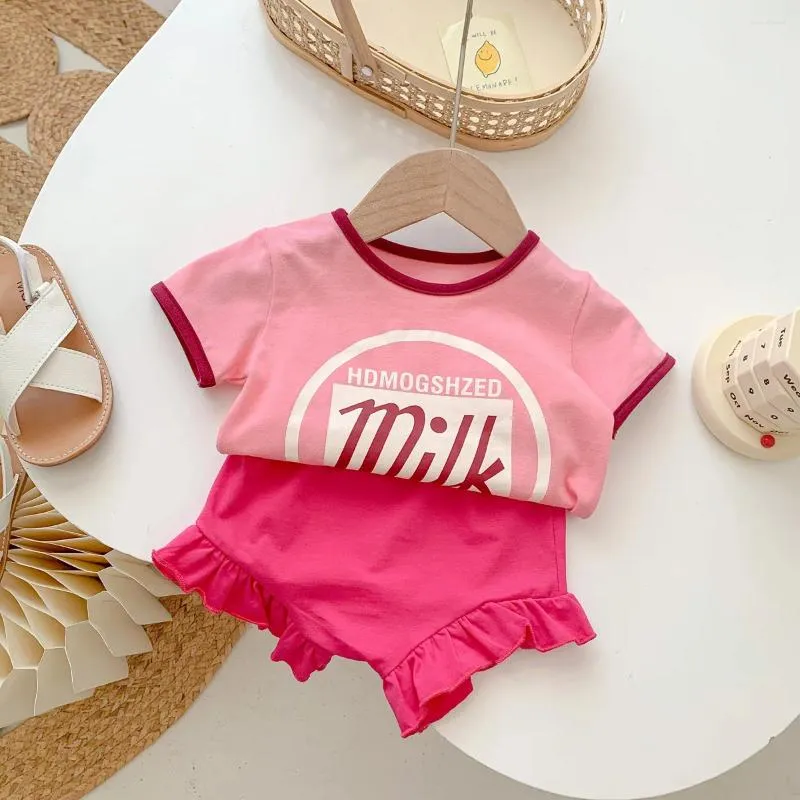 Ensembles de vêtements d'été à manches courtes lettre imprimée support élargi t-shirts froncé couleur unie Shorts pantalons infantile enfants bébé coton ensemble 2 pièces