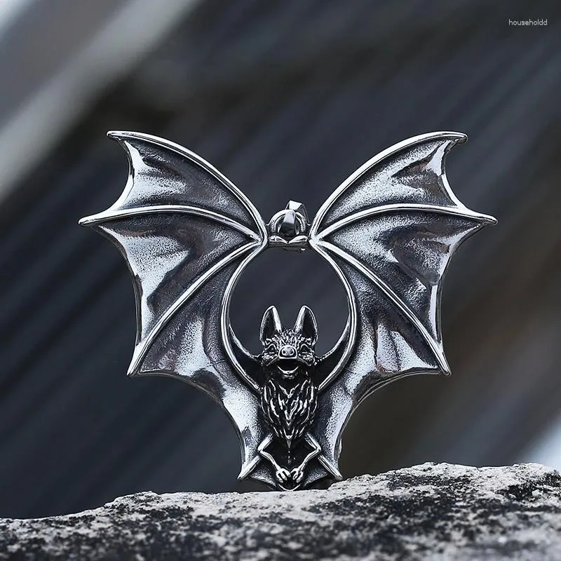 Pendant Necklaces Punk Biker 2024 316L Stainless Steel 3D Bat Detailed Necklace Animal Jewelry High Quality Boyfriend Gift Accessories