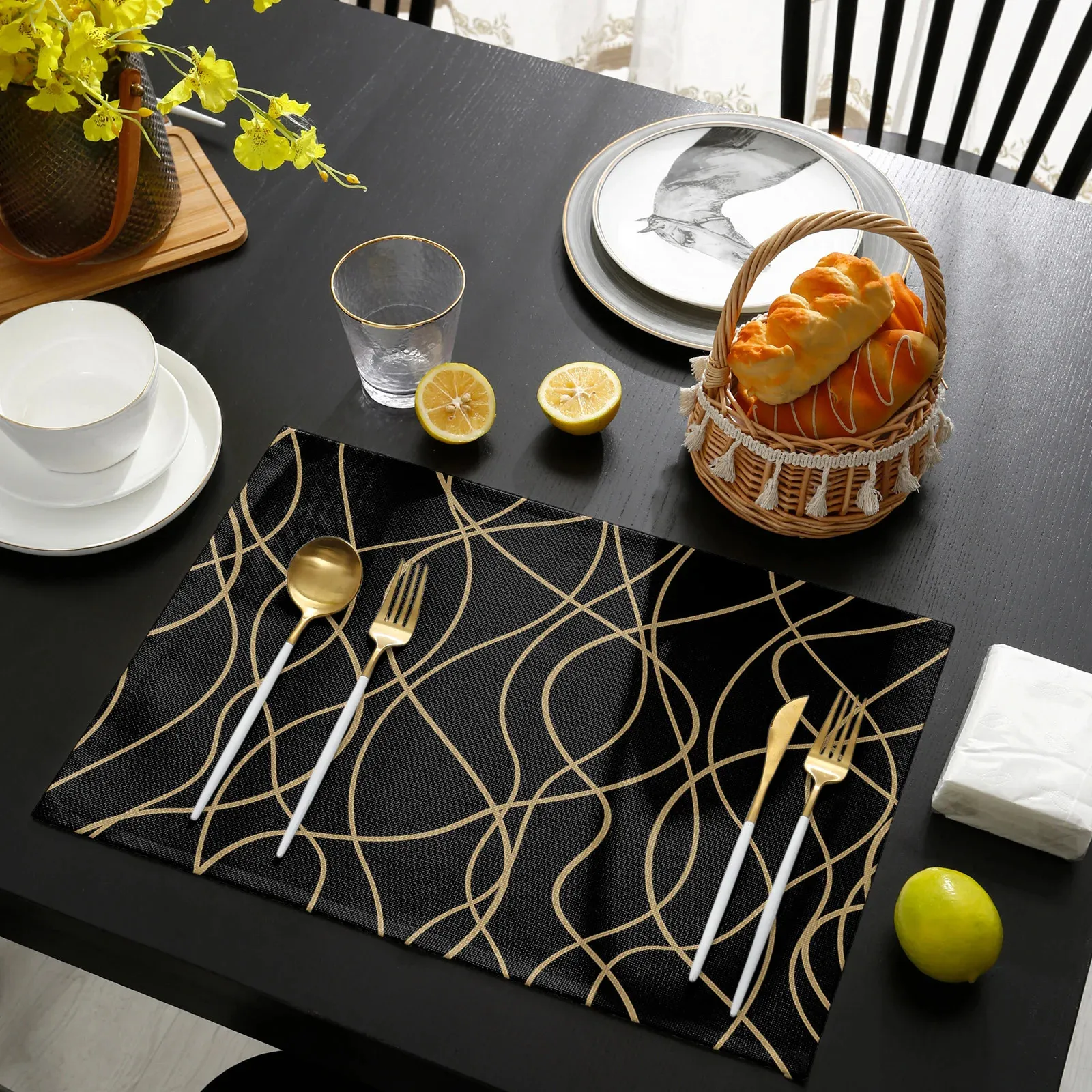 4/6pcs placemats çizgileri modern sanat mutfak yemek masası dekor aksesuarları ısıya dayanıklı keten sofra pedleri paspaslar coaster seti 240127