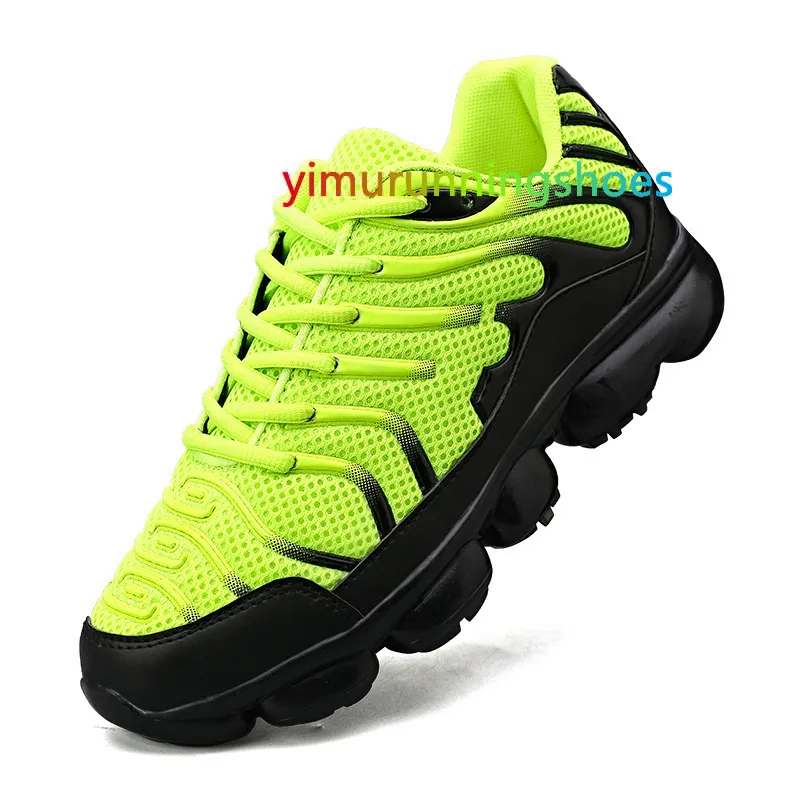 Fashion Men Lightweight Sneakers Outdoor Running Shoes Sports Shoes Breathable Mesh Comfort Running Shoes Air Cushion Lace Up L42