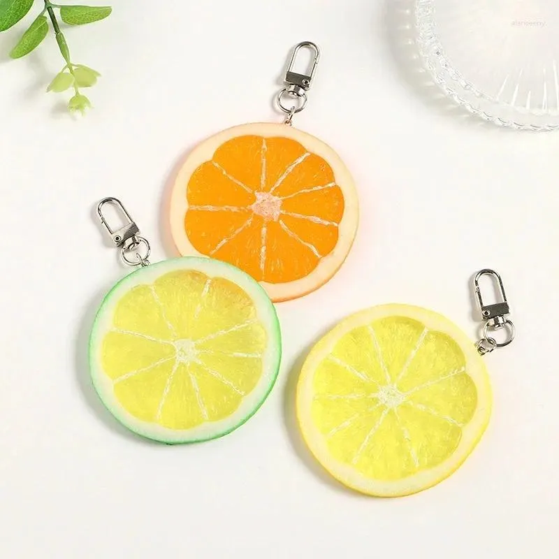 Keychains 2024 Creative Cartoon Simulated Lemon Slices Model Geometric Keychain for Women Girls Fruit Series Car Bag Accessories Key Ring