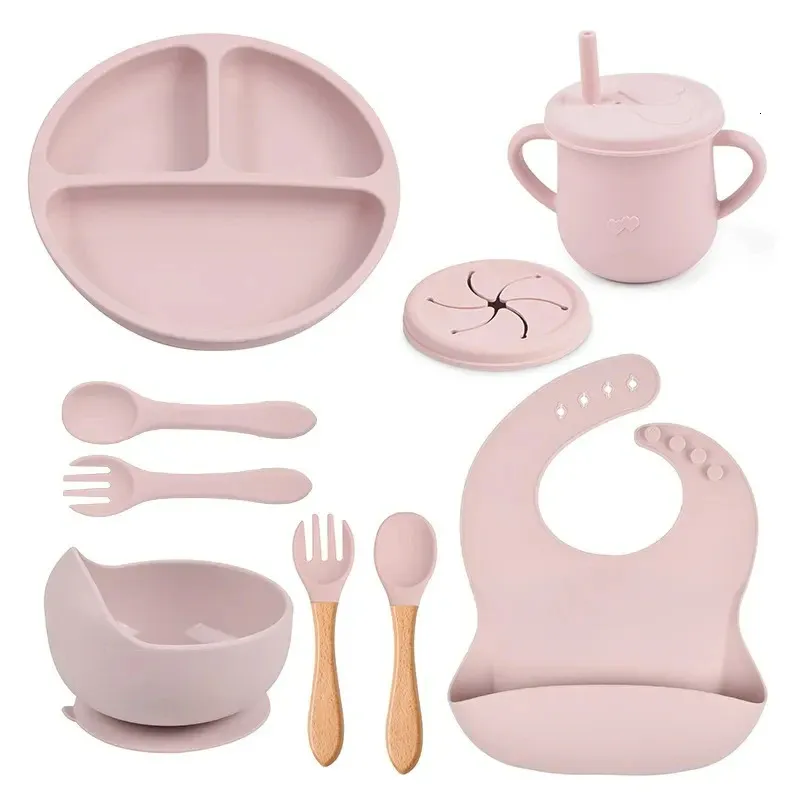 9st Silicone Baby Feeding Table Set Sug Bowl Divided Plate Spoon Fork Bibbs Cup Nonslip Children Dinner Dishes 240131