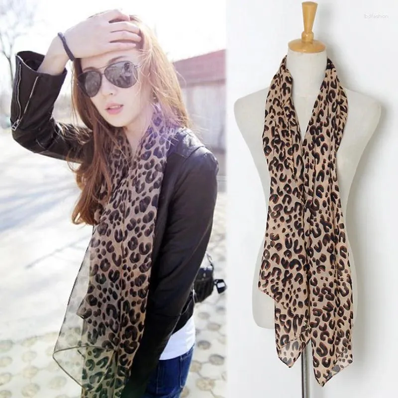Halsdukar vintage leopard tryckt halsduk modedesign långa chiffong sjalar utomhus solskyddsmedel silk mjuk hudvänliga kvinnor omslag