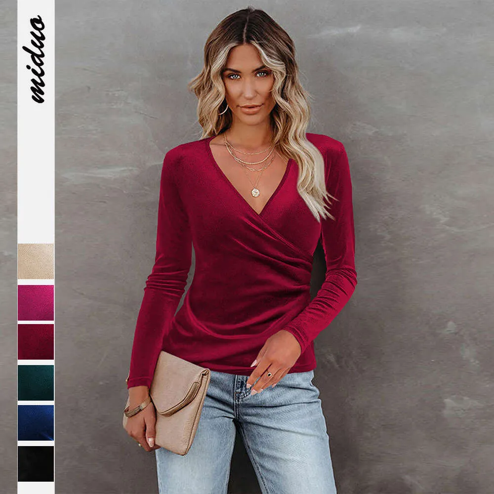 Cross Border Hot Belling Sexy V-Neck French Top مع مزاج أنيقة ، قميص النساء الأوروبيين والأمريكيين بأكمام طويلة ، سترة أسفل من جلد الغزال للدفء