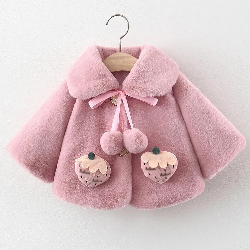 babzapleume Herfst Winter Baby Bontjas Peuter Meisje Jas Koreaanse Warme Fleece Pluche Schattige Aardbei Sjaal geboren Kleding 021 240122