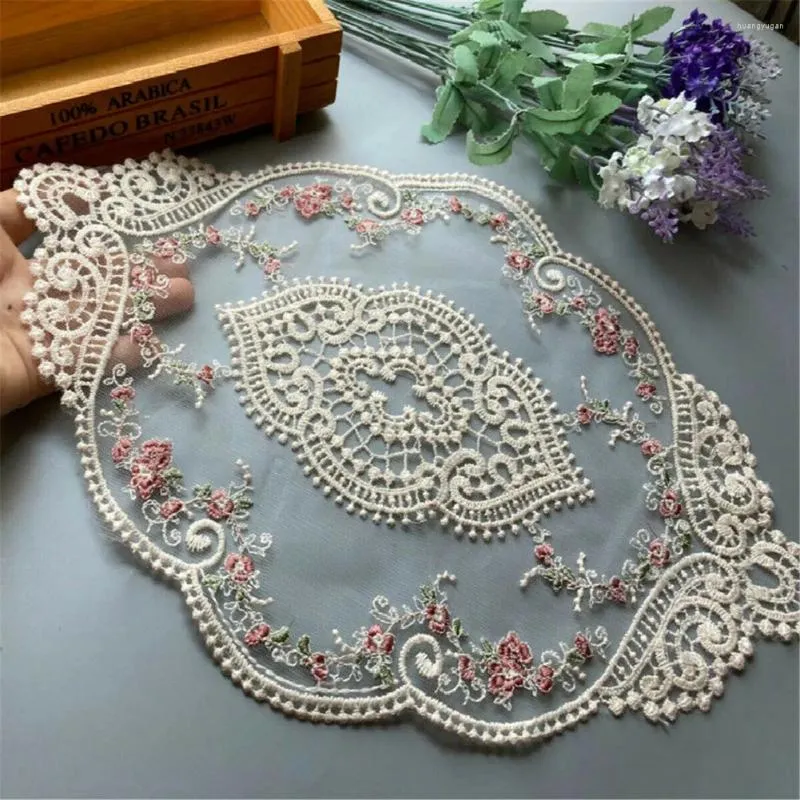 Nappe de table brodée de roses, 31/44cm, dentelle faite à la main, maille en soie de lait, couverture ronde creuse, décor de dîner de fête de mariage