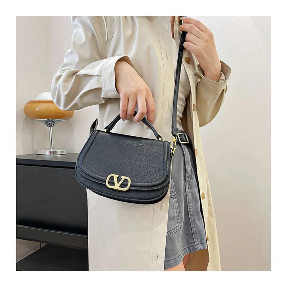 High End Handbag for Women in , New Niche , Saddle Bag, able, Simple and Versatile, One Shoulder Diagonal Cross Bag 2024 78% Off Store wholesale
