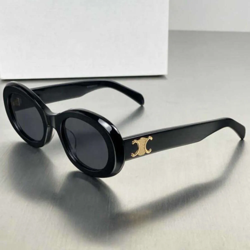 Sunglasses 2023 Retro cats eye sunglasses for women CEs Arc de Triomphe oval French high quality street 5505