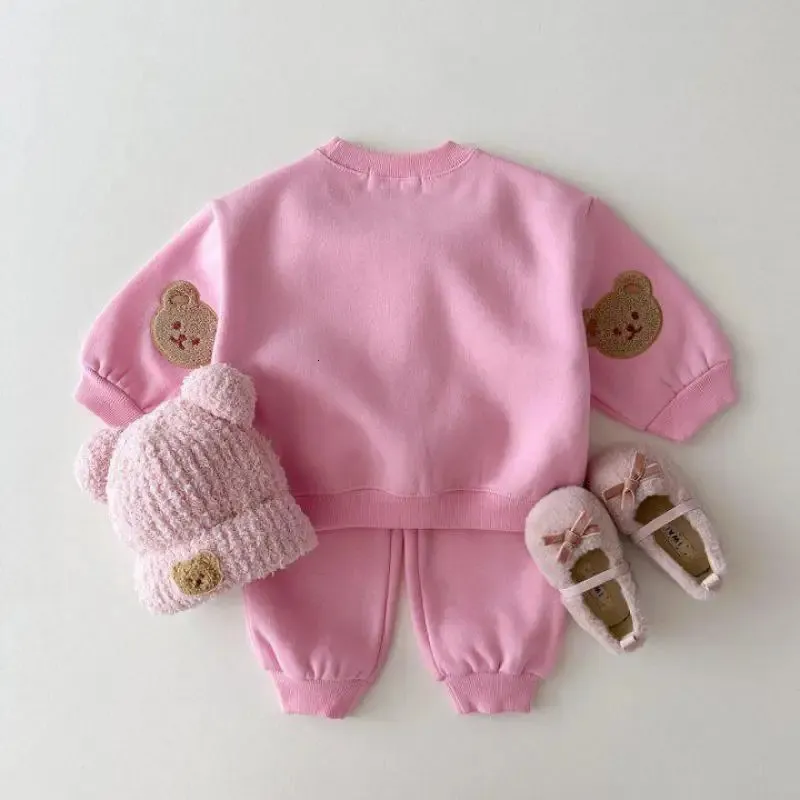 Spring Kid Cute Bear Tracksuit Boy Girl Children Cartoon Cotton Topssolid Pants 2PS Fashion Baby Brodery Sweatshirt Set 240202