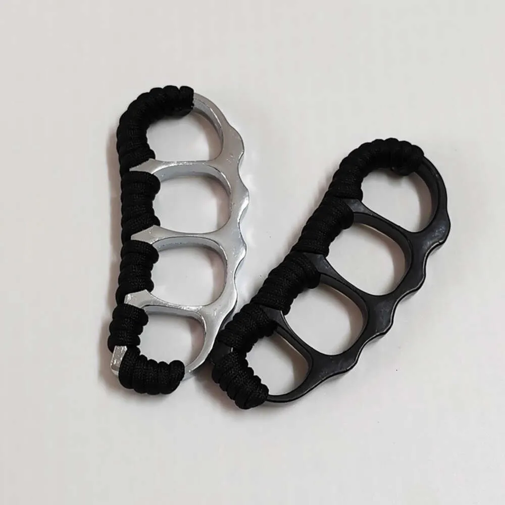 Defensive Fist Cl Designers Martial Arts Prop Bean Pod Four Finger Binding Rope Tiger Ring Survival Equipment Hand Brace MSY2