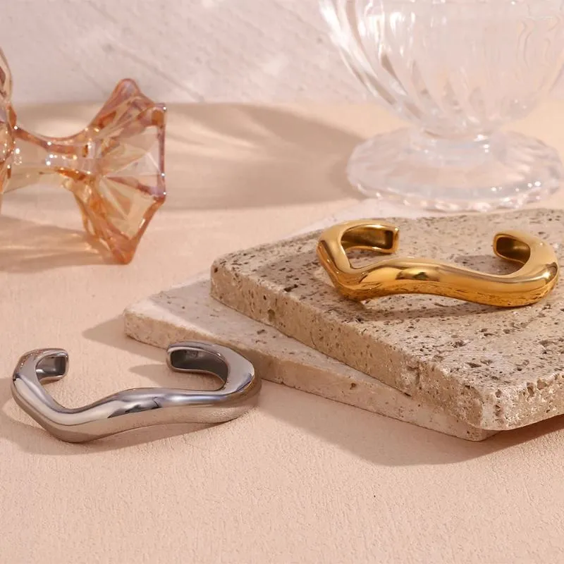 Bangle överdriven oregelbunden vätskevåg öppen armband 18k guldpläterad kvinnors handarmband silver färg rostfritt stål smycken