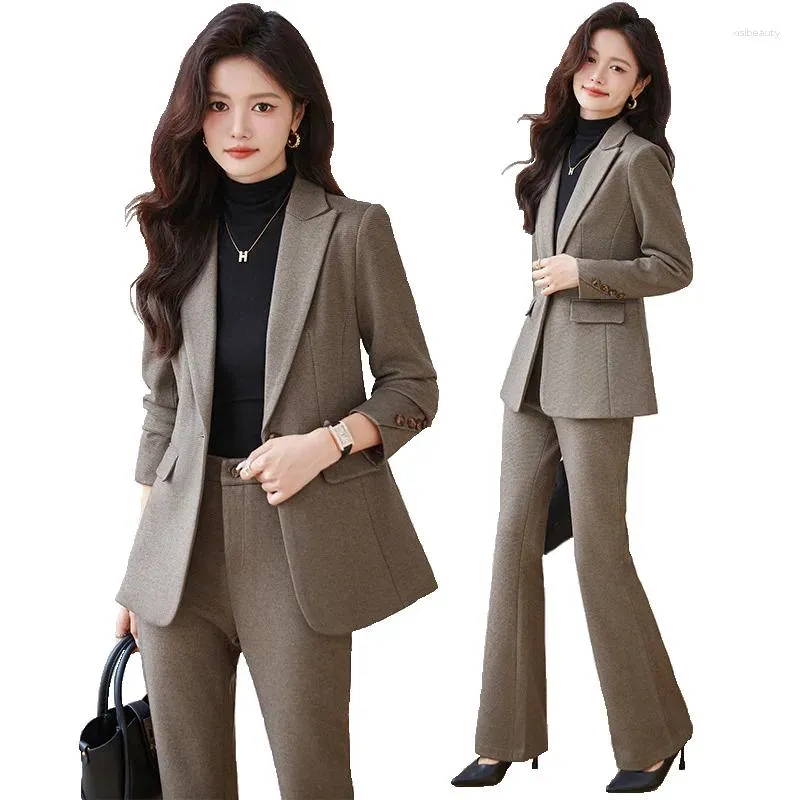 Tweedelige broek voor dames High-end pakken Dames 2024 Herfst Mode Temperament Professioneel Slanke blazer en flare-sets Kantoor Dames Werkkleding