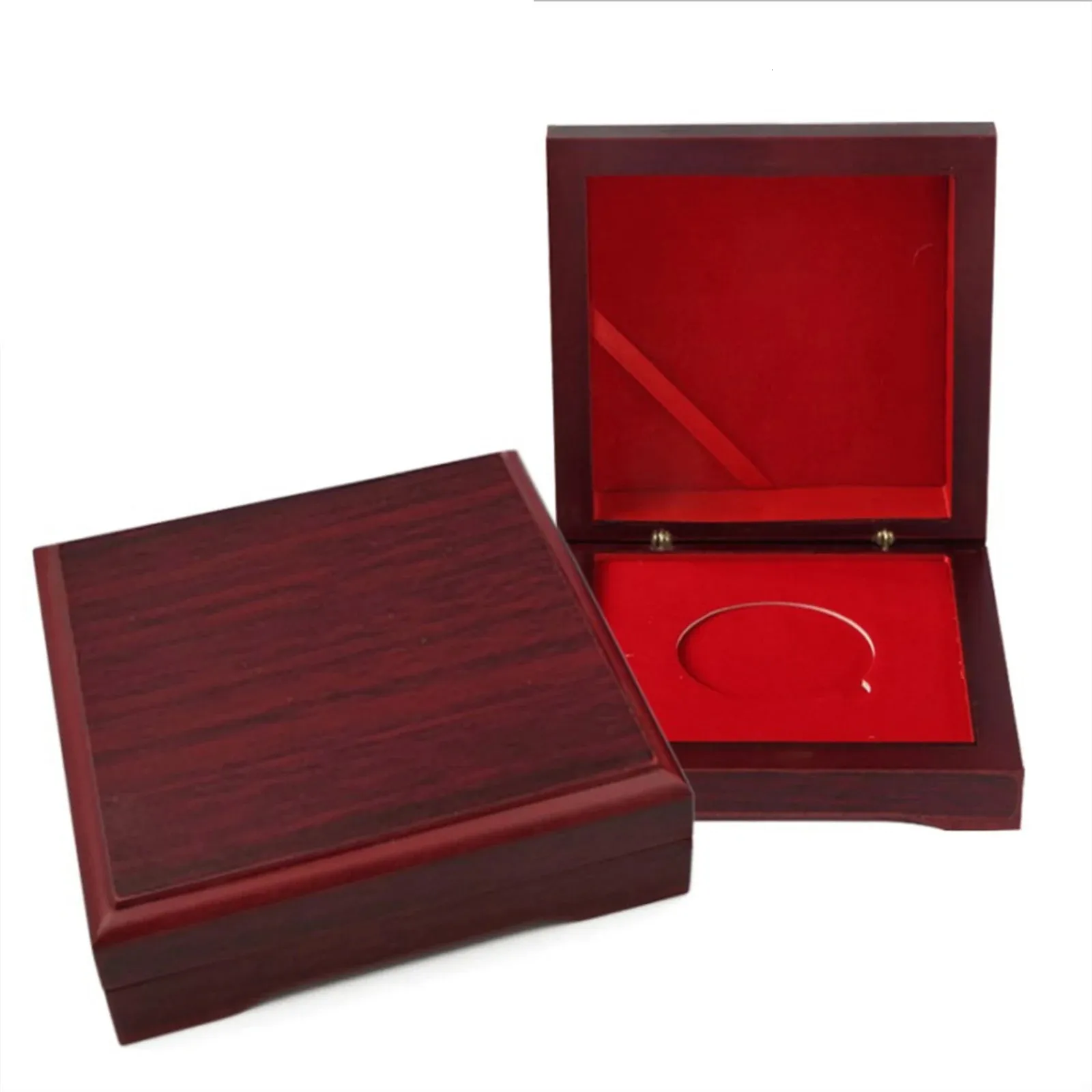 Drewniana pudełko na monety Pole Display Case Commorative Protection Holder dla monet srebrne medale 240125