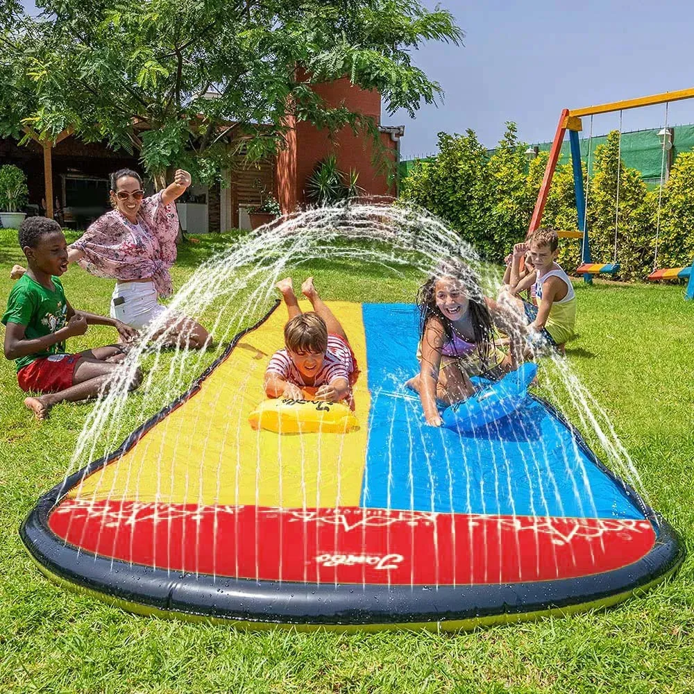 Achtertuin Waterglijbaan Buiten Kinderspeelgoed Gazon Glijbanen Slip Glijbanen Zomerspeelgoed met ingebouwde sprinkler 240202