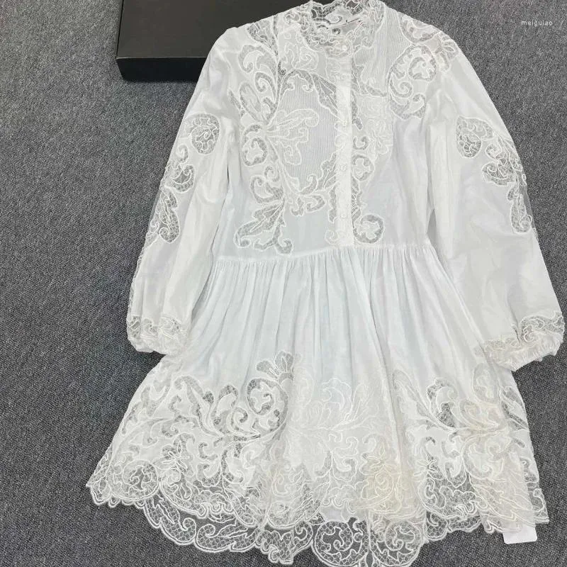 Casual Dresses Vintage White See Through Embroidery Lace Patchwork Long Sleeve Pleated Cotton Mini Dress