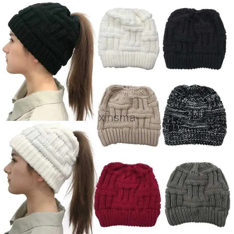 Beanie/Skull Caps Women Winter Chunky Plaid Crochet Knitted Beanie Hat with Ponytail Hole High Messy Bun Solid Stretch Snow Ski Skull Cap Ear Warm YQ240207