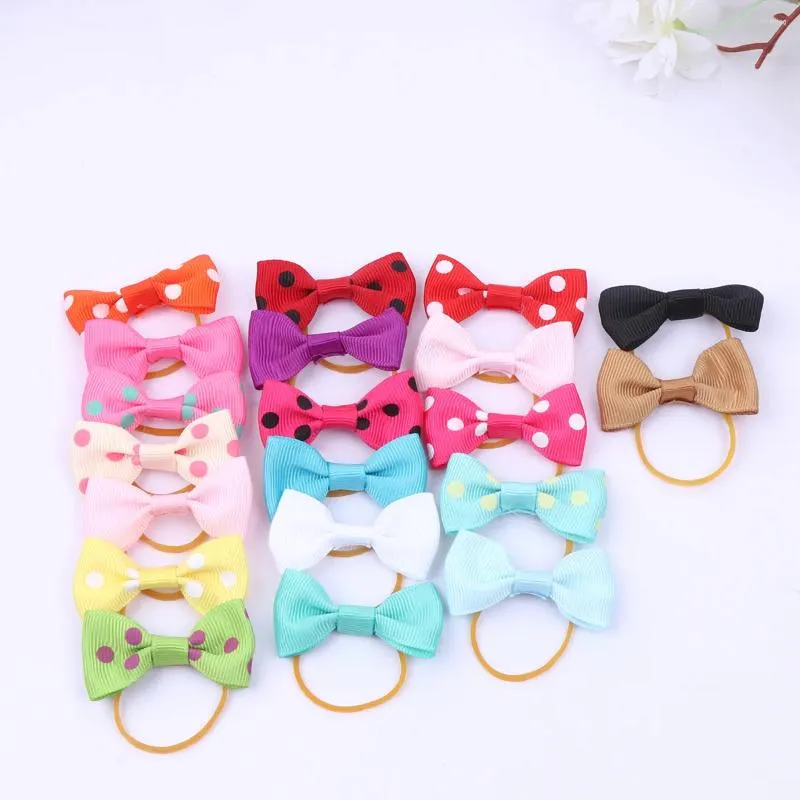 Vestuário para cães 40pcs Bowknot Cabelo Corda Elástica Pet Band Puppy Tie Bow Ring Headwear (cor aleatória)