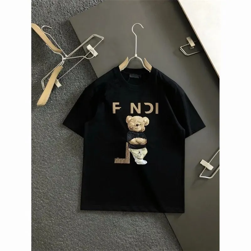 Designers T-shirts Mode T-shirts Hommes Femmes T-shirts Vêtements Tops Homme Casual Poitrine Lettre Chemise Luxurys Vêtements Manches Bur Vêtements